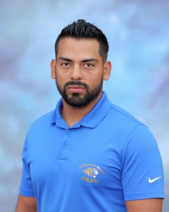 LIC CHRIS GUZMAN VALERIO AA1A4938 (1)