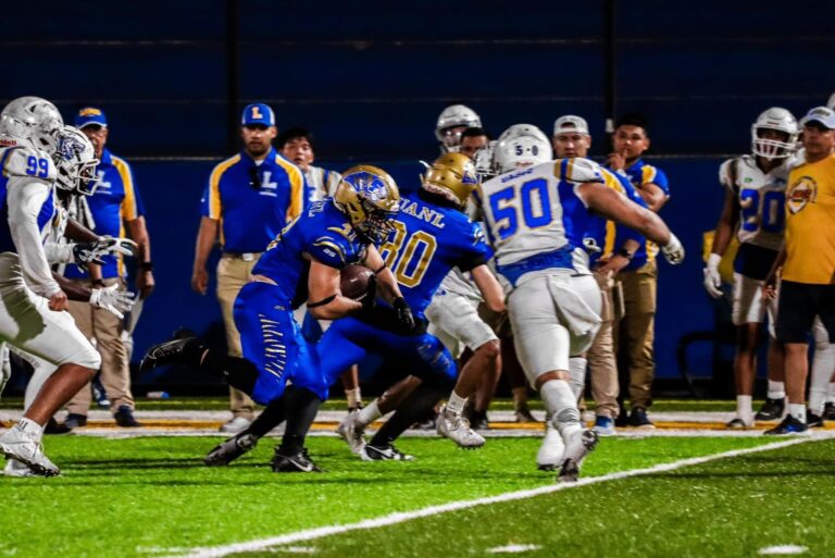 AUTENTICOS ARRASAN EN SU PRIMER PARTIDO DE PRETEMPORADA.